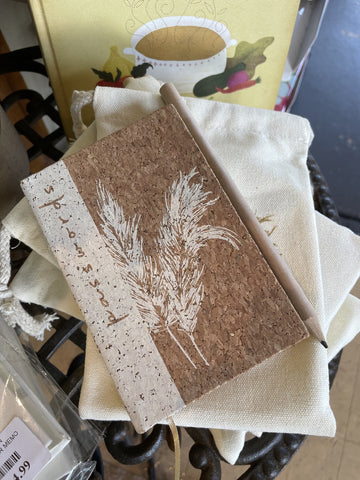 PAMPAS CORK BOOK AND PENCIL IN BAG