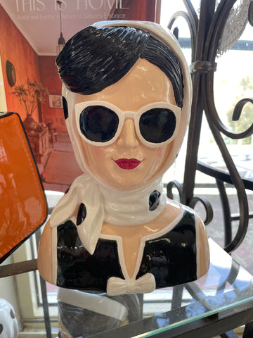 FASHIONISTA 