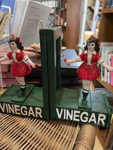 SKIPPING GIRL BOOKENDS