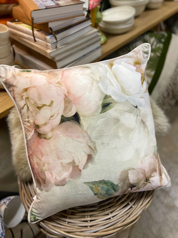 CUSHION WHITE PEONY VELVET 50X50 