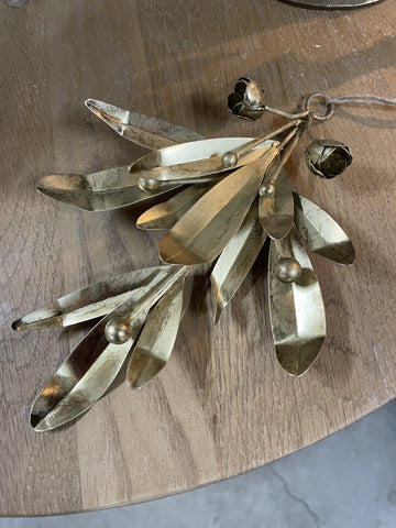 HANGING LEAF GOLD