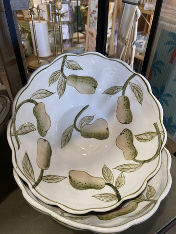 BARTLETT PEAR CERAMIC BOWL 20X20X9 